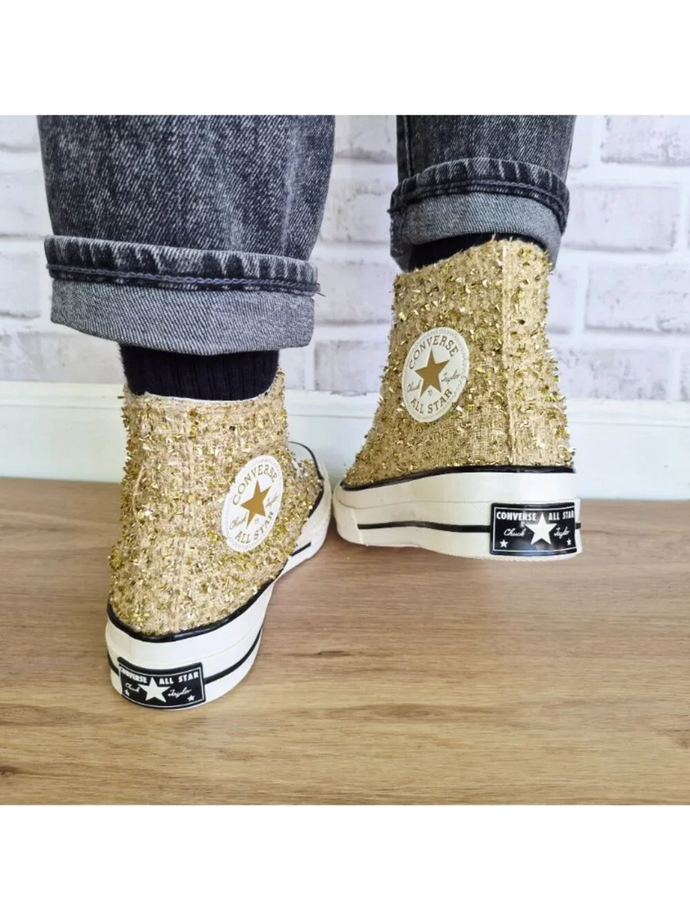 ⭐Converse Chuck 70 Hi Metallic Sz 7.5 Women's shoes Sneakers Gold White A16401C